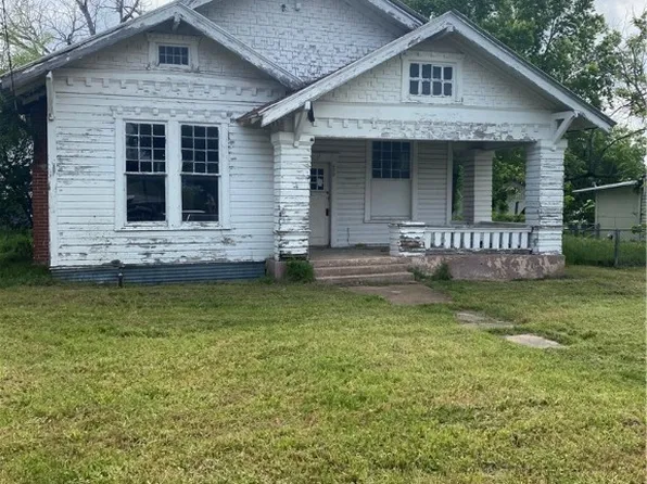 409 S Lutterloh Ave #A, Gatesville, TX 76528