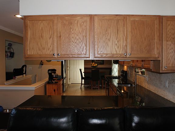 5th image of 708 6th Ave