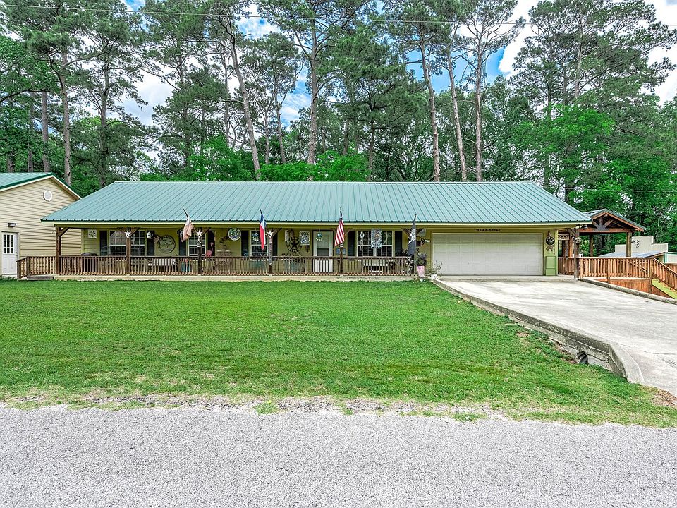 1st image of 100 Magnolia Pl
