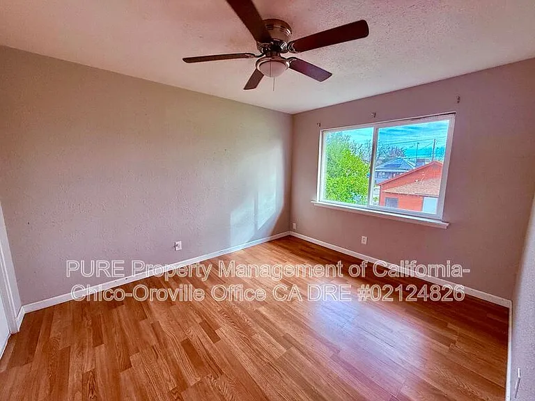 1547 2nd Ave #3 — Photo 9