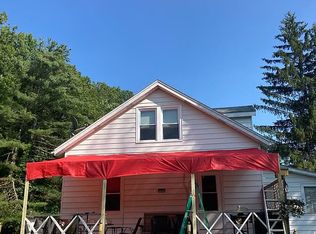 8488 Miller Hill Rd, Sand Lake, NY 12153