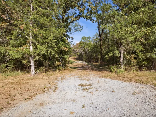 Yellow Bull Rd, Indianola, OK 74442