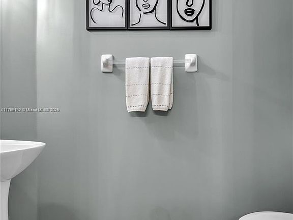 4th image of 1014 NW 100th Ave #7