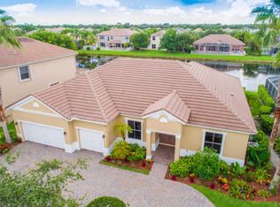 9744 Savannah Estates Dr, Lake Worth, FL 33467
