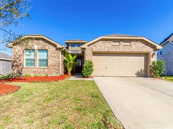 702 Rim Water Dr, Alvin, TX 77511