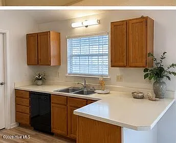 3823 Woodlake Dr — Photo 6