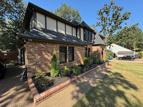 2nd image of 9640 Green Spruce Dr