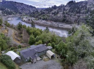 17021 Ferry Creek Hts, Brookings, OR 97415