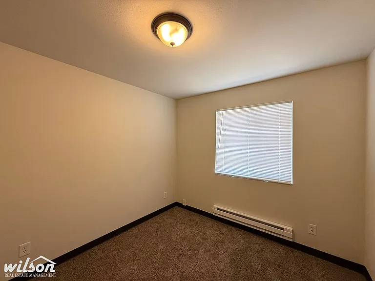 604 S 2nd St — Photo 10