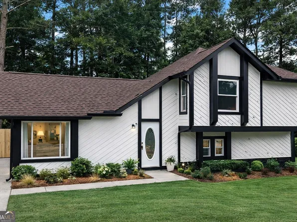 4281 Ridgetop Trl, Ellenwood, GA 30294