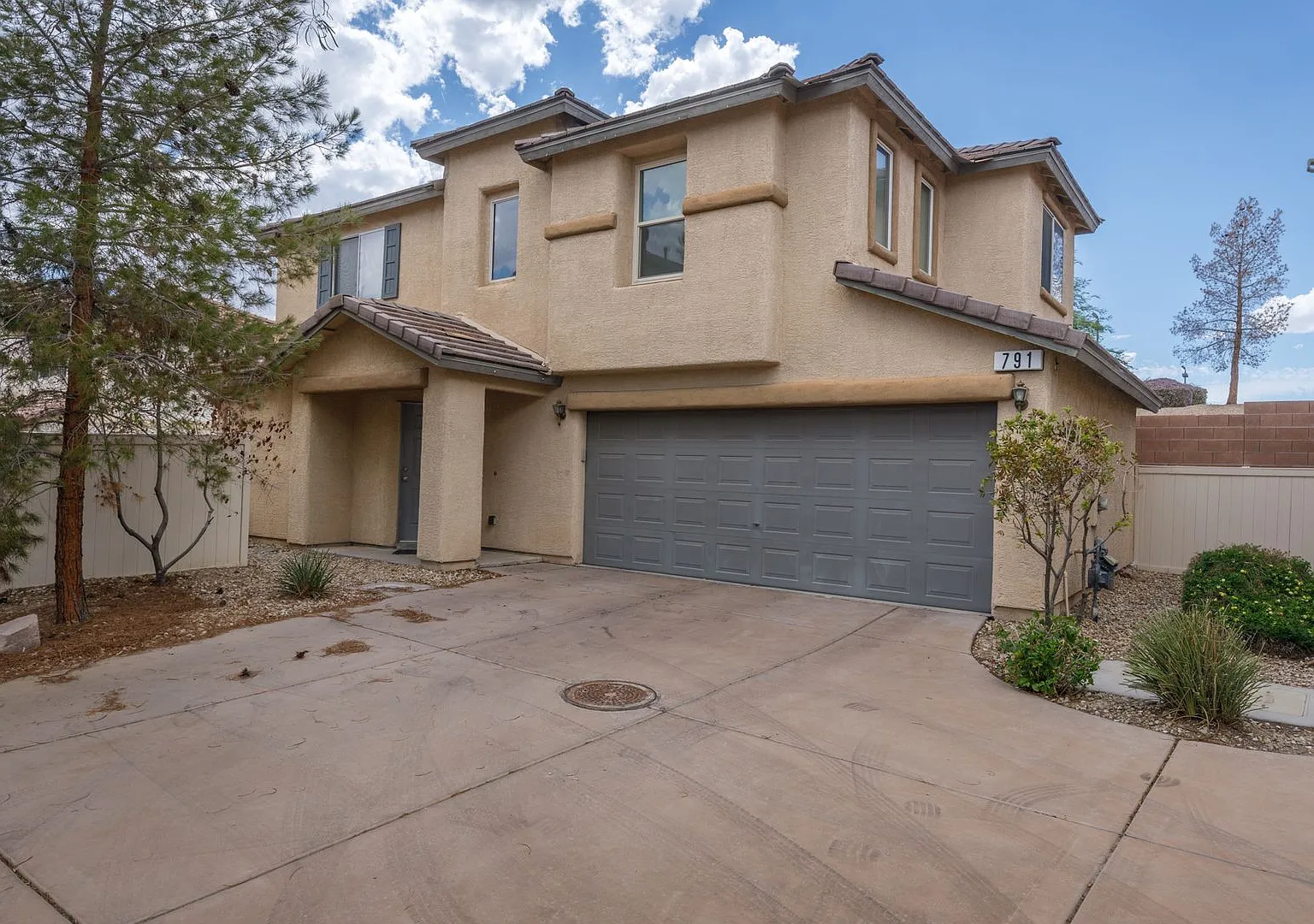 3 bedroom single family home in Henderson! — Photo 1