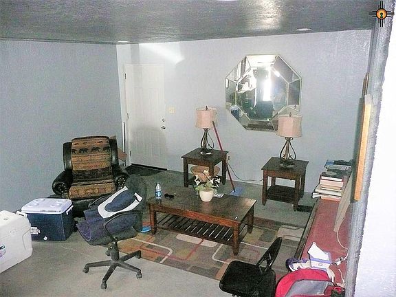 4th image of 205 Teresa St