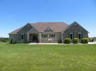 7330 NW Nickell Rd, Topeka, KS 66618