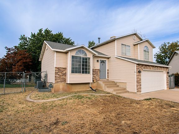 2nd image of 4197 Lily Dr
