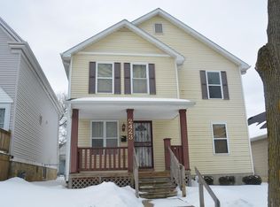 2423 N 34th St, Milwaukee, WI 53210