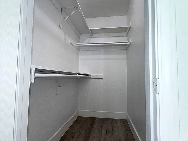4626 San Jacinto St #D — Photo 11