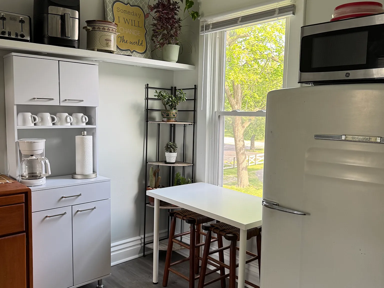 5935 Six Mile Ln — Photo 4