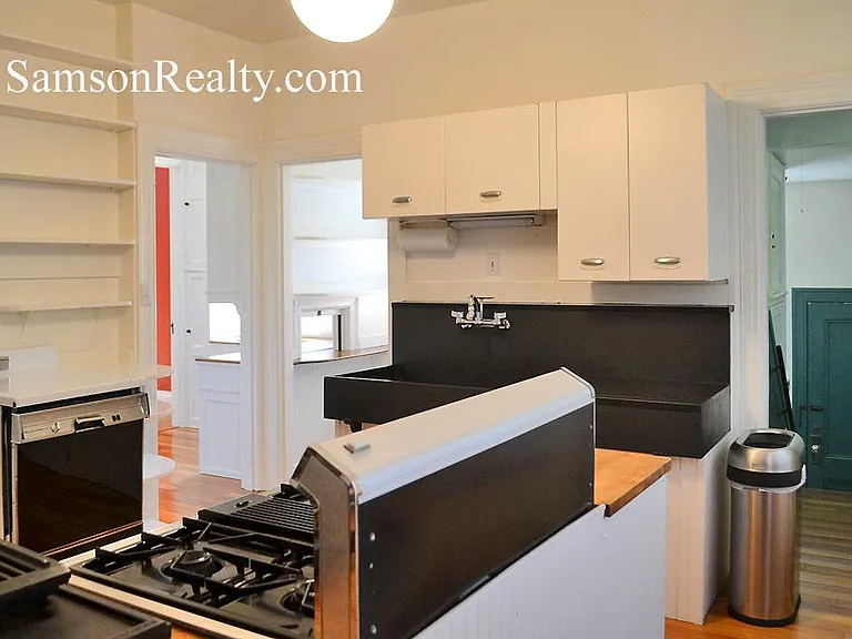 173 George St — Photo 3