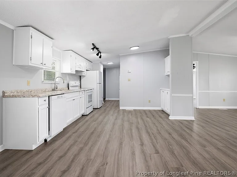 1502 Clan Campbell Dr — Photo 20