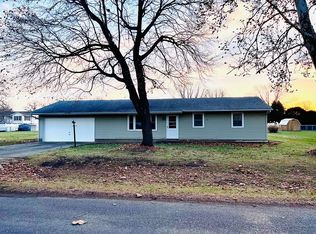 1336 Lakeview Ave, East Peoria, IL 61611
