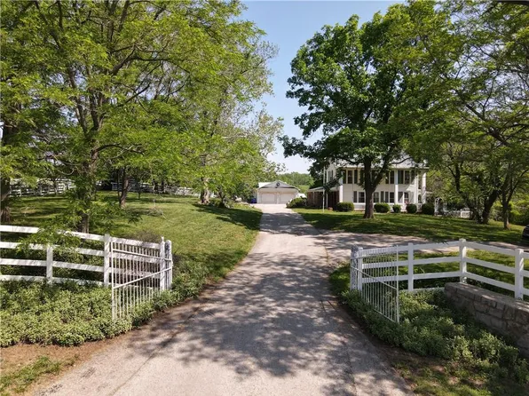 14502 W 67th St, Shawnee, KS 66216