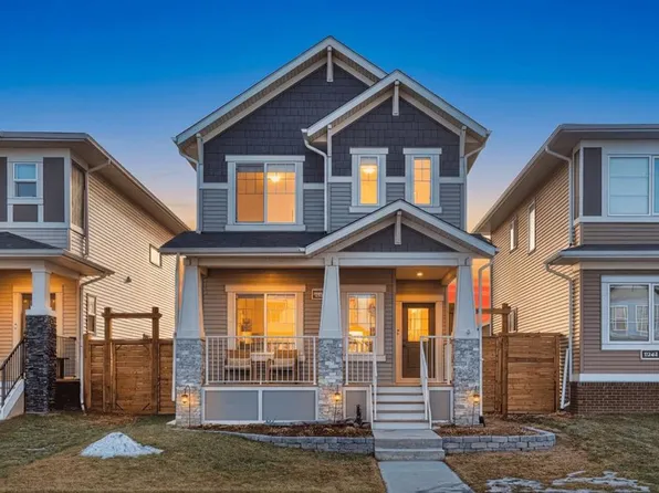 3238 N Chinook Winds Dr SW, Airdrie, AB T4B 2X3