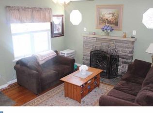 608 Crestview Rd, Philadelphia, PA 19128