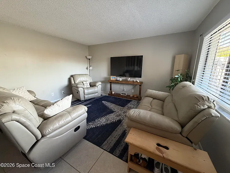3252 Sand Ct — Photo 4