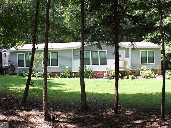 3rd image of 178 Woodbine Cir