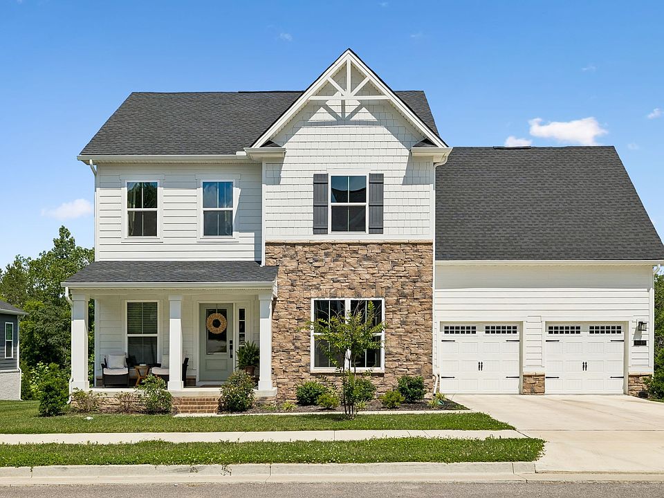 1st image of 3017 Canyon Echo Dr
