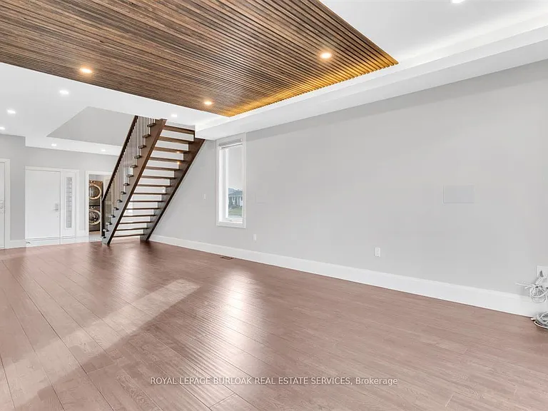 255 Federal St #UPPER — Photo 16