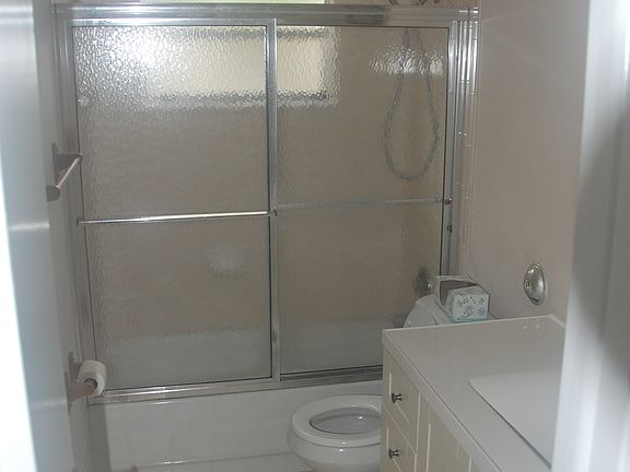 5th image of 15391 S Dixie Hwy #0