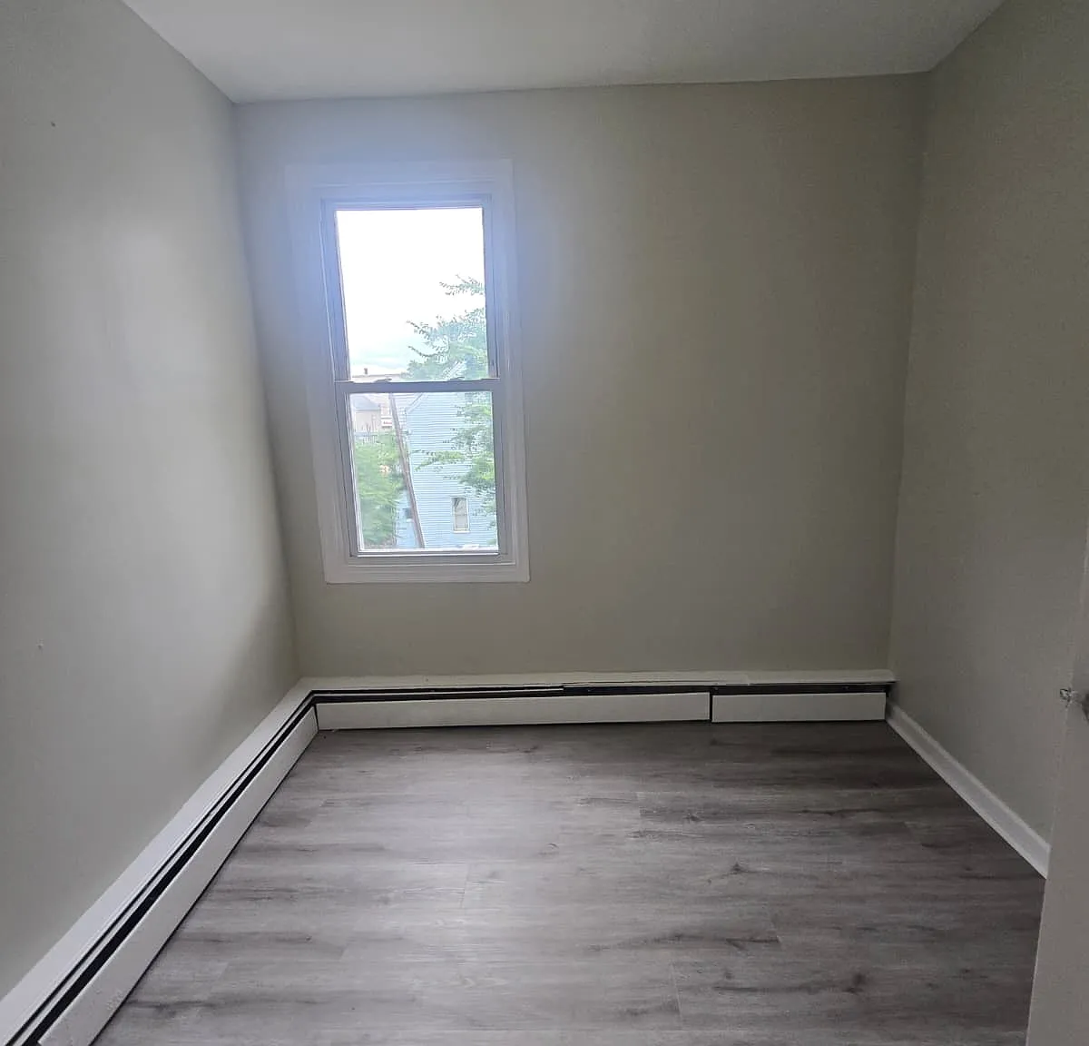 3 bed, $2,150 — Photo 4
