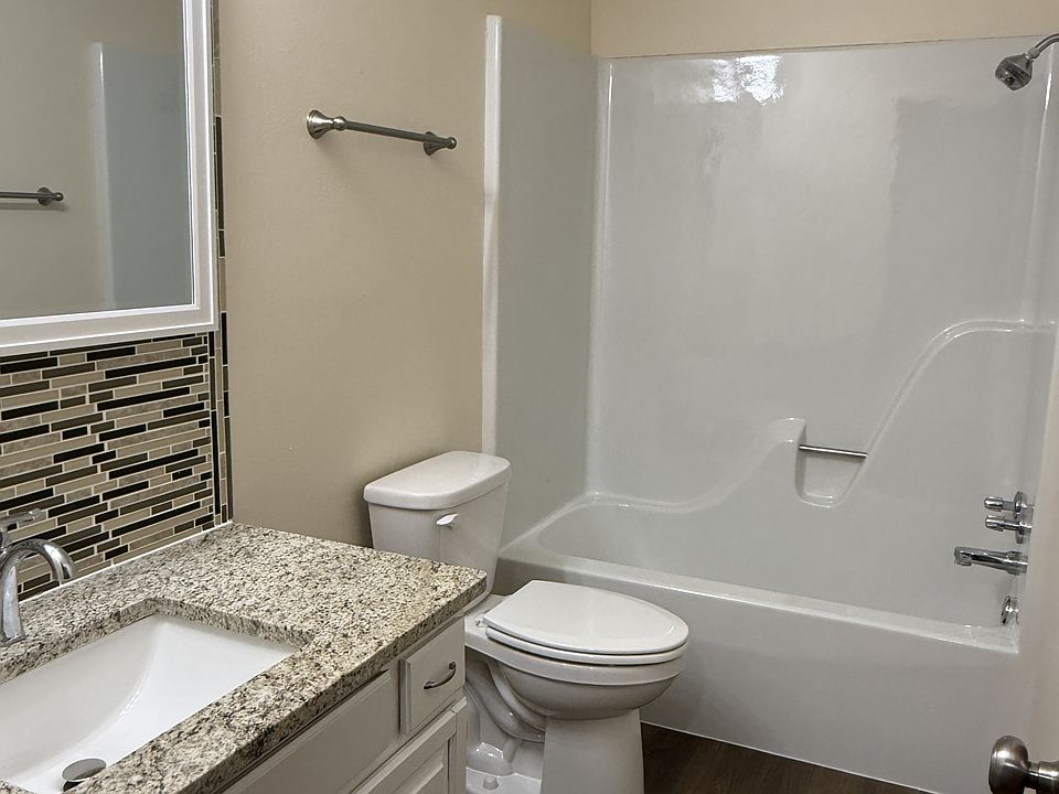 1st image of 2600 Adams St #3