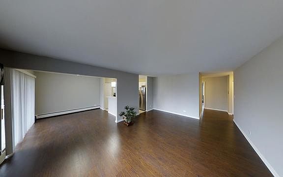 3rd image of 2400 Bayside Dr Unit 3