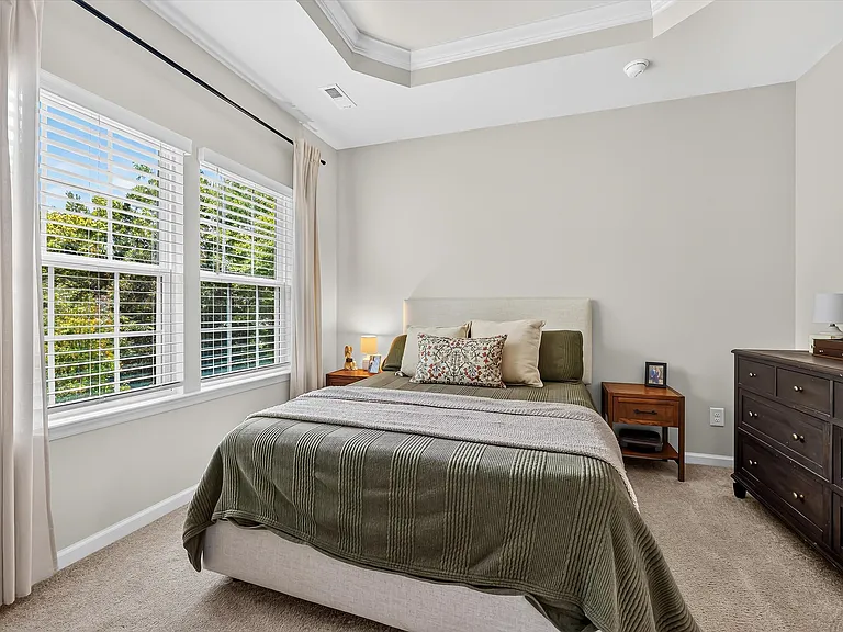 Owner's Retreat with tray ceiling