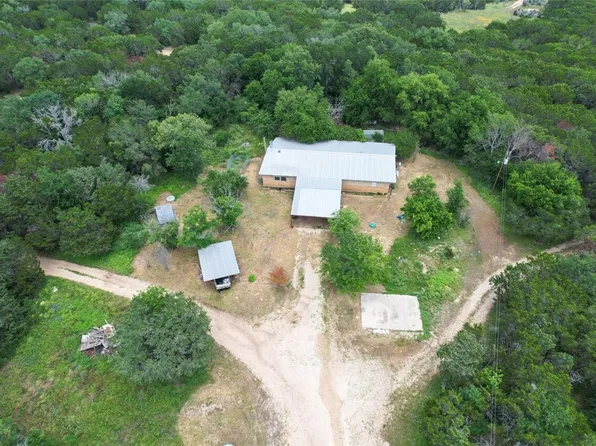 453 Old Prairie Ln, Valley Mills, TX 76689