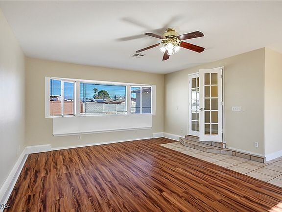 4th image of 6113 Caprino Ave
