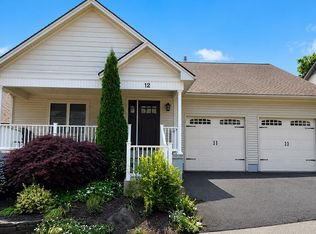 717 Northampton St Unit 12, Holyoke, MA 01040