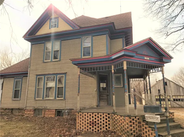 604 Mill St, Traer, IA 50675