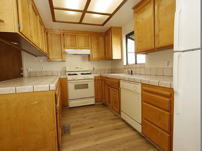 24 Welch Ln — Photo 4