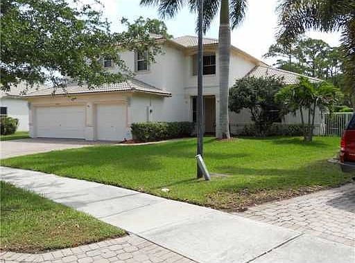 1st image of 4906 NW 52nd Ave