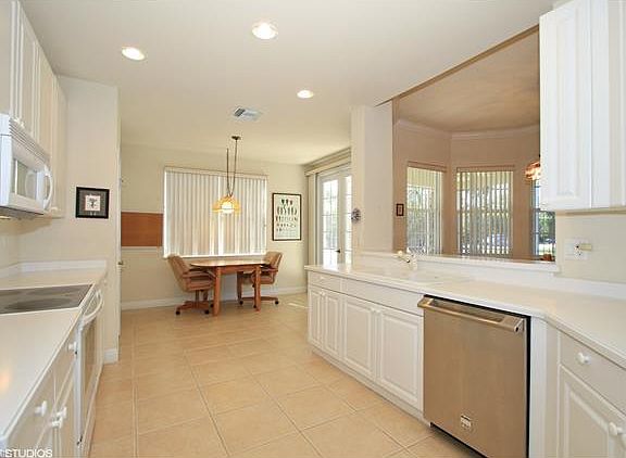 5th image of 13861 Avon Park Cir APT 101