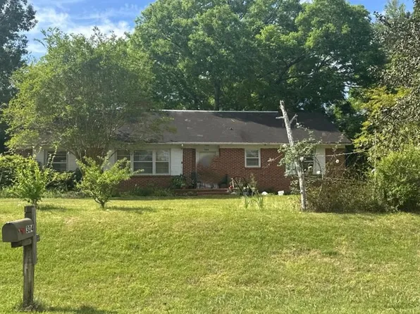 304 Sanford Rd, Andalusia, AL 36420
