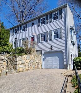 5 Briar Hill Rd, North Providence, RI, 02904