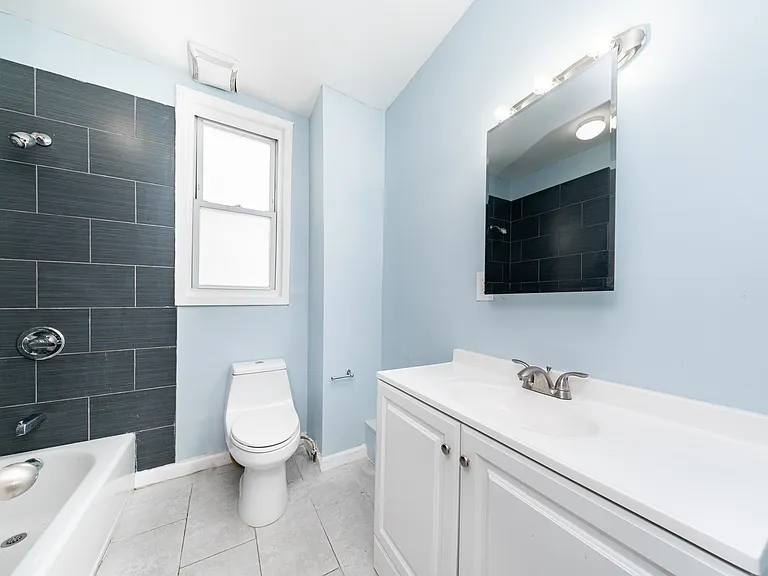33-34 9th St #1 — Photo 9