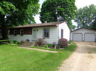 W7684 Poplar Rd, Shawano, WI 54166