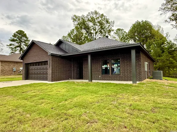 248 Fox Chase Cir, Hot Springs National Park, AR 71913