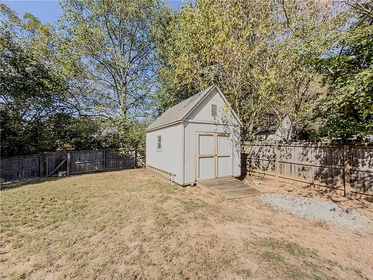 593 Red Tip Ln — Photo 12