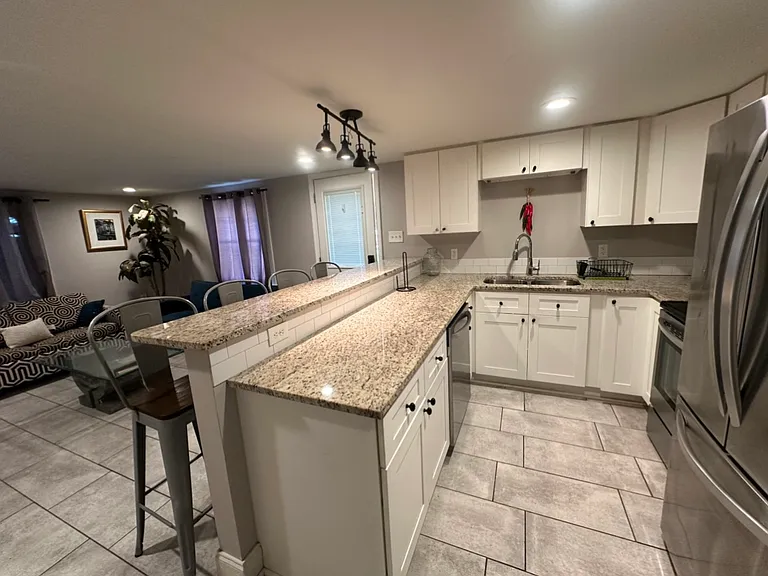 2713 Robert St #B — Photo 4